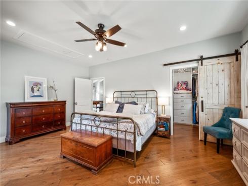 5471 Meadowlark Drive, Huntington Beach, CA