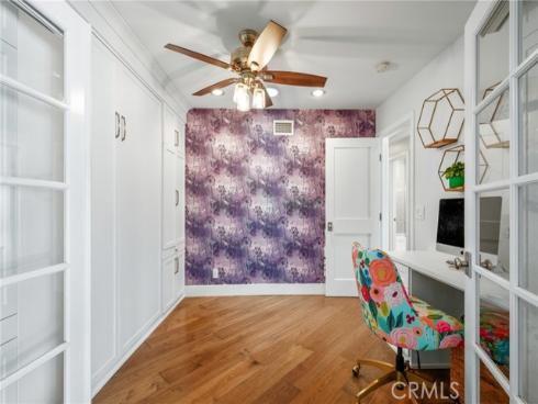 5471 Meadowlark Drive, Huntington Beach, CA