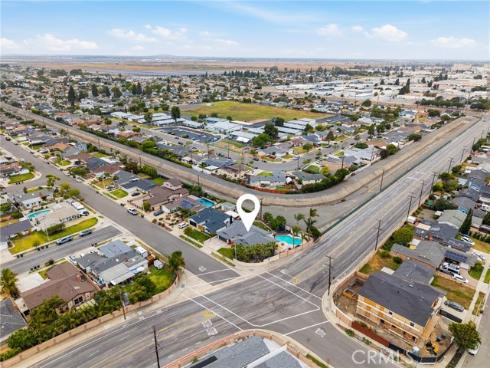 5471 Meadowlark Drive, Huntington Beach, CA