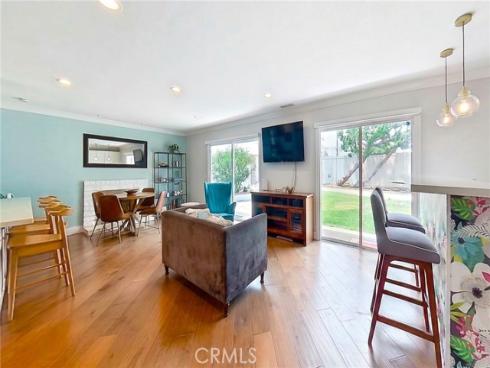 5471 Meadowlark Drive, Huntington Beach, CA