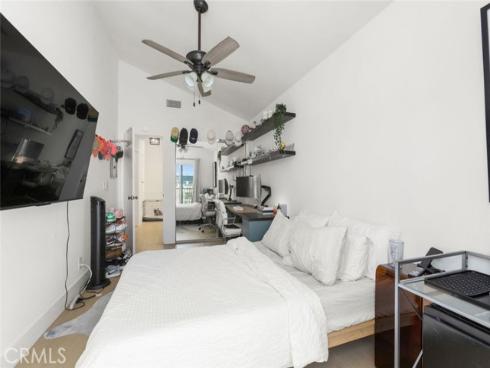 222 17th Street, Huntington Beach, CA