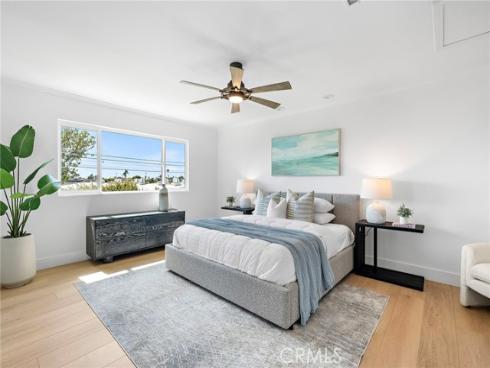 21891 Starfire Lane, Huntington Beach, CA
