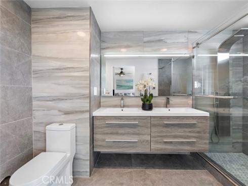 21891 Starfire Lane, Huntington Beach, CA