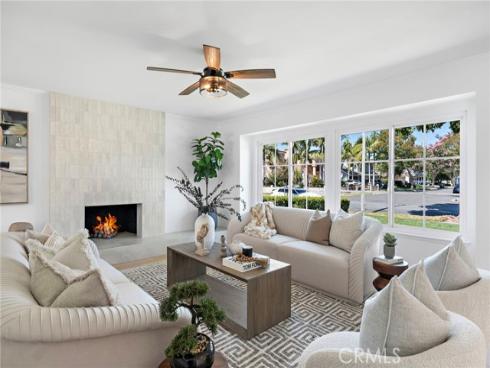 21891 Starfire Lane, Huntington Beach, CA