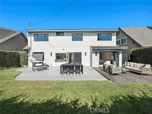 21891 Starfire Lane, Huntington Beach, CA