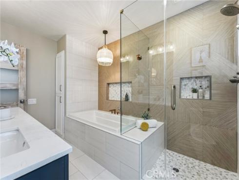613 9th , Huntington Beach, CA