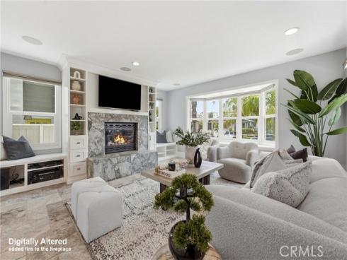 613 9th , Huntington Beach, CA