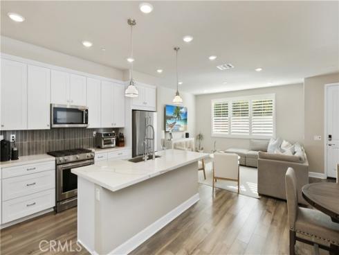 19239 Tideline Court, Huntington Beach, CA