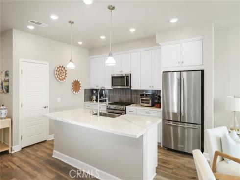 19239 Tideline Court, Huntington Beach, CA