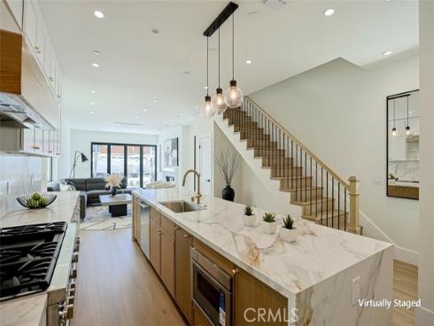 111  9th  , Huntington Beach, CA