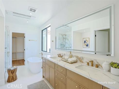 111  9th  , Huntington Beach, CA