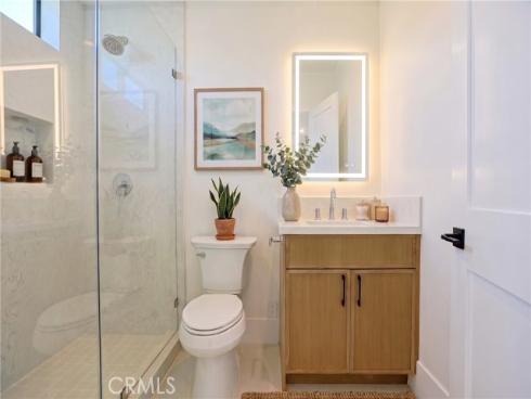 111  9th  , Huntington Beach, CA