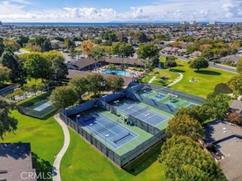 8877 Lauderdale 210-G Court, Huntington Beach, CA