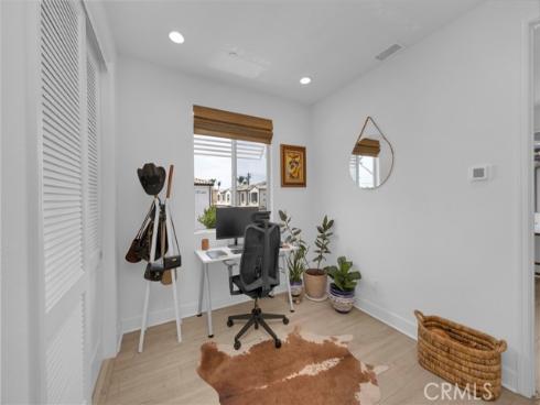 17544 Cameron 102 , Huntington Beach, CA