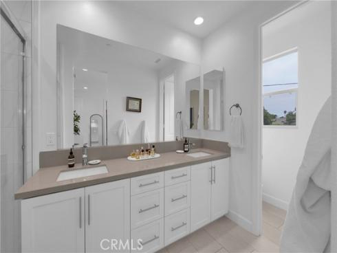 17544 Cameron 102 , Huntington Beach, CA