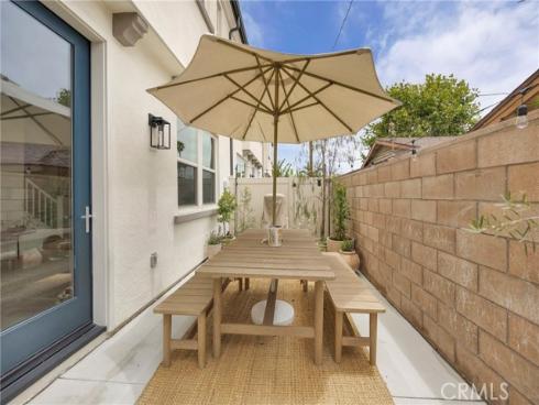 17544 Cameron 102 , Huntington Beach, CA