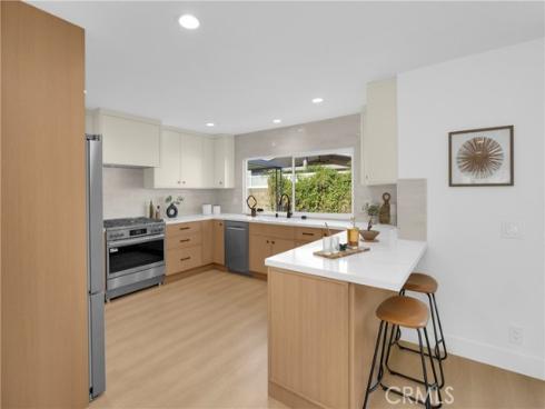 15662 Dawson , Huntington Beach, CA
