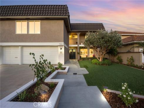 15662 Dawson , Huntington Beach, CA