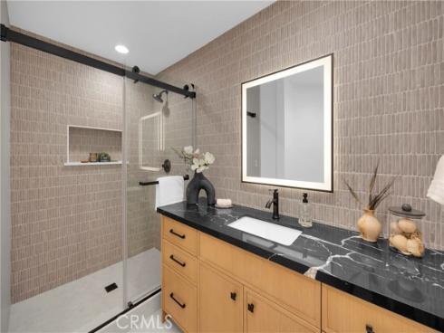 15662 Dawson , Huntington Beach, CA