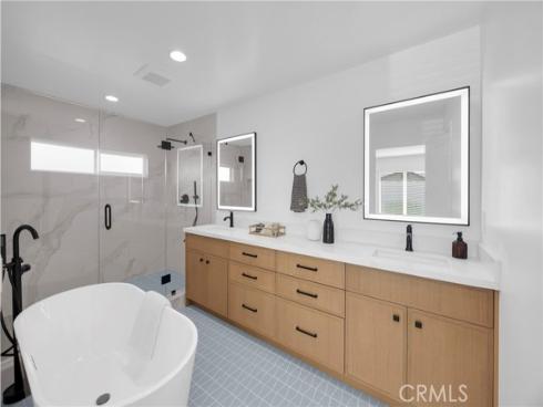 15662 Dawson , Huntington Beach, CA