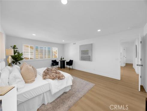 15662 Dawson , Huntington Beach, CA