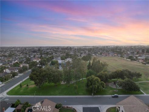15662 Dawson , Huntington Beach, CA