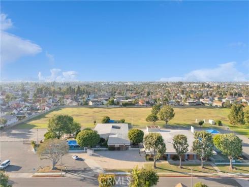 15662 Dawson , Huntington Beach, CA