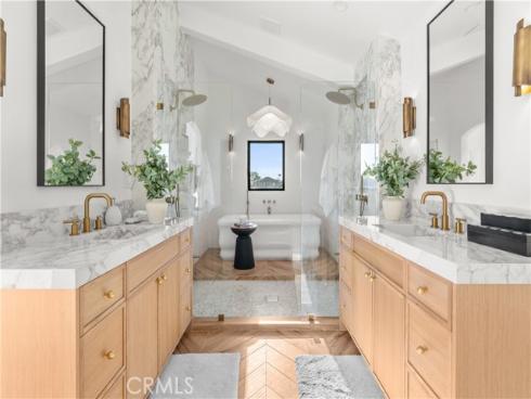16861 Edgewater , Huntington Beach, CA