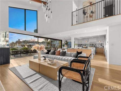 16861 Edgewater , Huntington Beach, CA