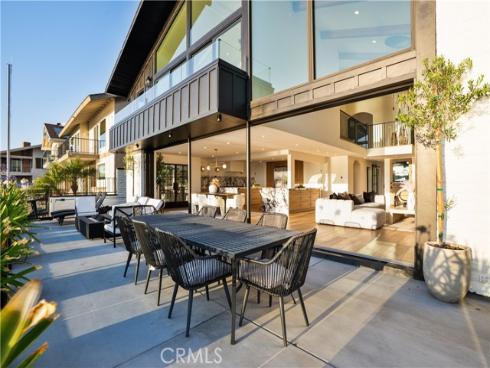 16861 Edgewater , Huntington Beach, CA