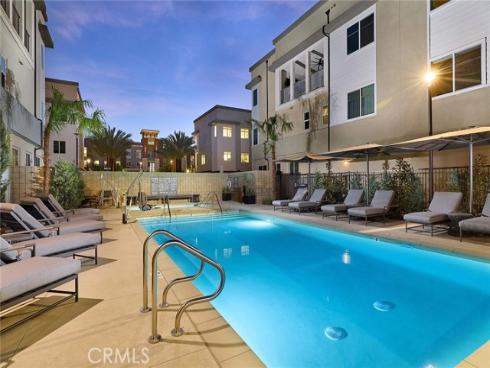 7248 Pointbreak Drive, Huntington Beach, CA