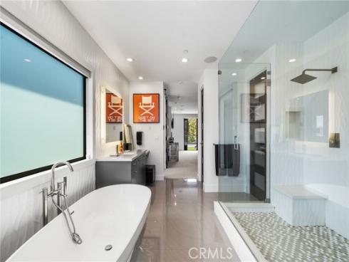 404 10th Street, Huntington Beach, CA