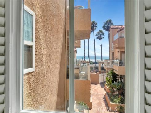 2000  Pacific Coast  203  Highway, Huntington Beach, CA