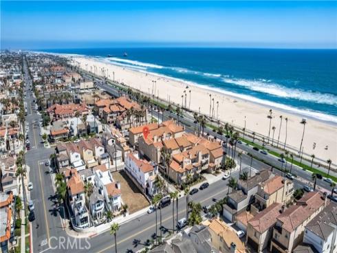 2000  Pacific Coast  203  Highway, Huntington Beach, CA
