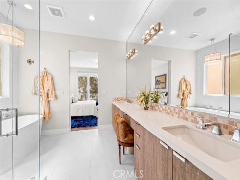 621 Frankfort Avenue, Huntington Beach, CA