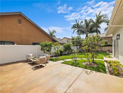 21791  Summerwind  , Huntington Beach, CA