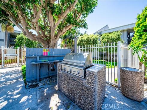 16932 Pacific Coast Highway 102 , Huntington Beach, CA