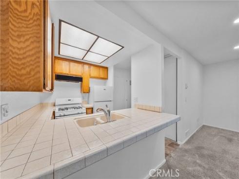 16932 Pacific Coast Highway 102 , Huntington Beach, CA