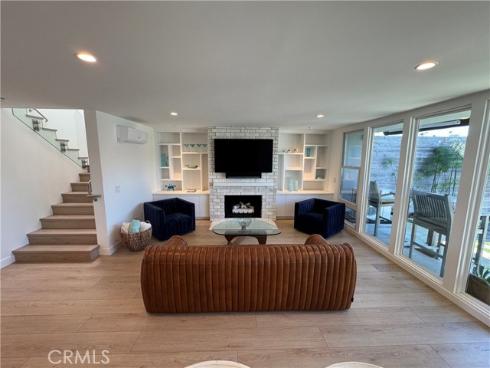 3981  Warner   Avenue, Huntington Beach, CA