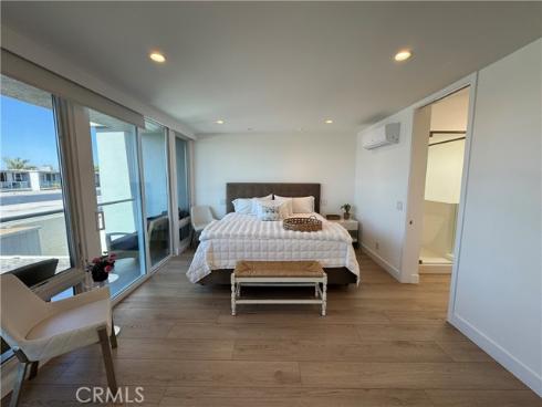 3981 Warner Avenue, Huntington Beach, CA