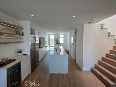 3981  Warner   Avenue, Huntington Beach, CA