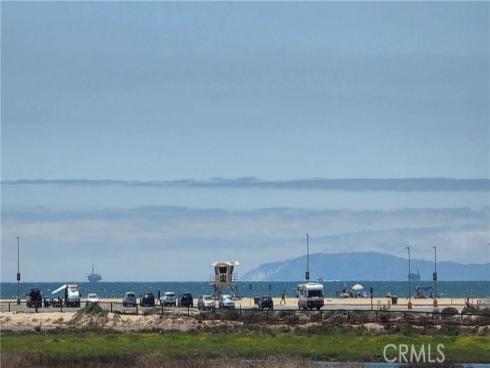3981  Warner   Avenue, Huntington Beach, CA