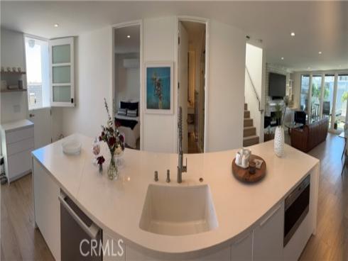 3981 Warner Avenue, Huntington Beach, CA