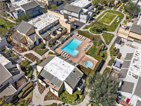 18683 Maplewood , Huntington Beach, CA