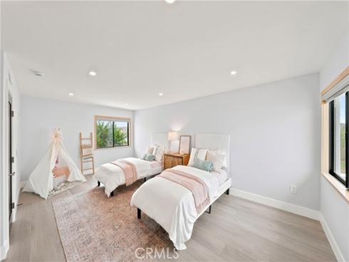 3661 Pirate , Huntington Beach, CA