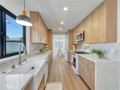 17392 Lido , Huntington Beach, CA