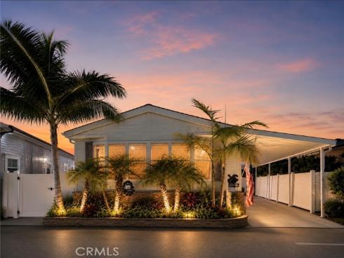 16421 Haiku Lane, Huntington Beach, CA