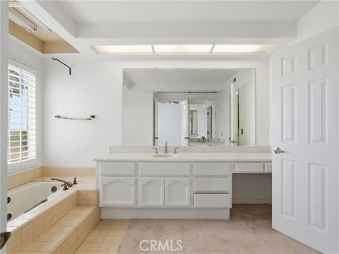 19239  Meadowood Cir  , Huntington Beach, CA