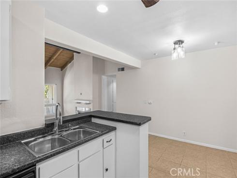 21372 Brookhurst , Huntington Beach, CA