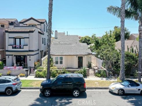 320 7th , Huntington Beach, CA